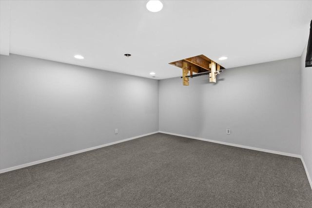 6902 Brian DRIVE, Racine, WI 53402