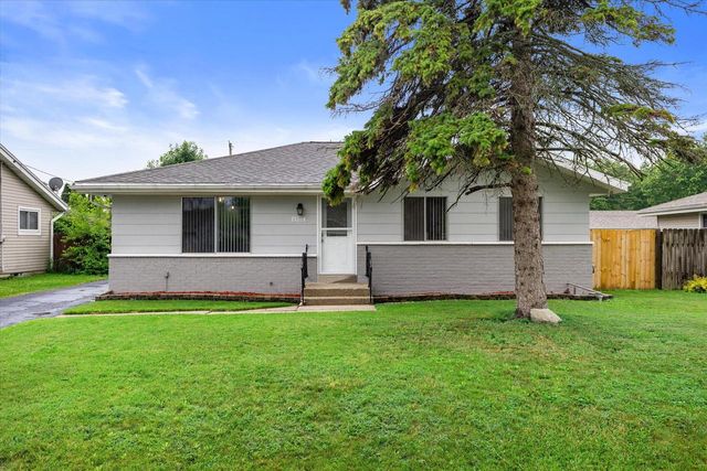 6902 Brian DRIVE, Racine, WI 53402