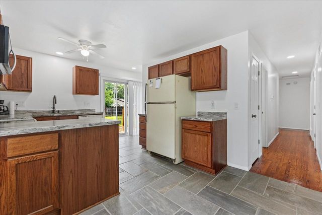6902 Brian DRIVE, Racine, WI 53402