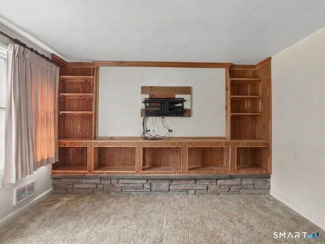 47 Lambert Drive, Norwich, CT 06360