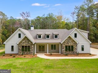 831 Banks Circle, Carrollton, GA 30116