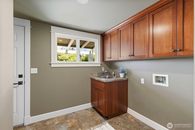 623 Kitsap Street, Port Orchard, WA 98366