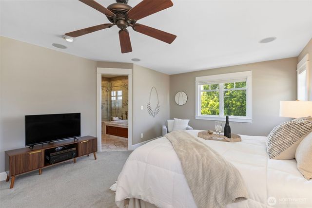 623 Kitsap Street, Port Orchard, WA 98366