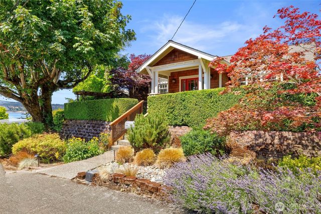 623 Kitsap Street, Port Orchard, WA 98366