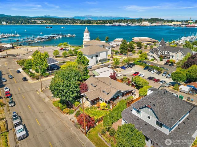 623 Kitsap Street, Port Orchard, WA 98366