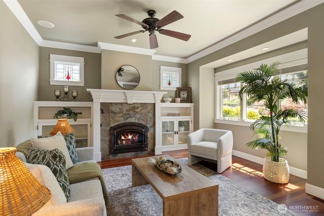 623 Kitsap Street, Port Orchard, WA 98366