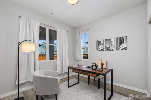 9836 6th Avenue SW, Seattle, WA 98106
