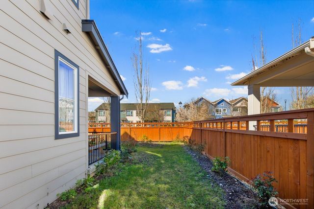 9836 6th Avenue SW, Seattle, WA 98106