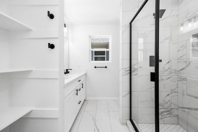 2018 Hampton Street A, Houston, TX 77088