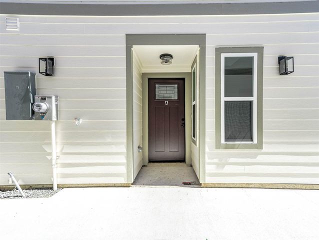 2018 Hampton Street A, Houston, TX 77088