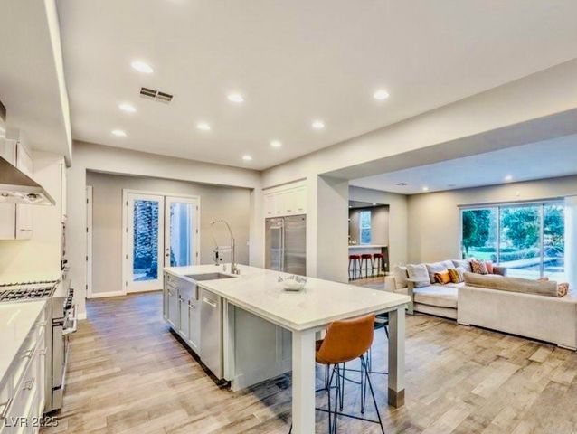 11857 Oakland Hills Drive, Las Vegas, NV 89141