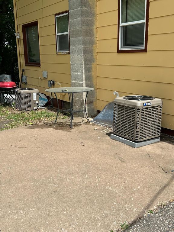 331-333 S McKnight Road, Saint Paul, MN 55119 — photo 5
