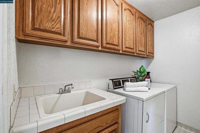 5370 Laurel, Concord, CA 94521
