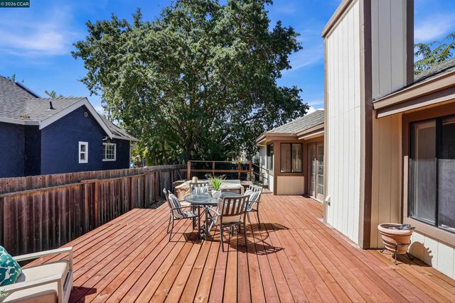 5370 Laurel, Concord, CA 94521