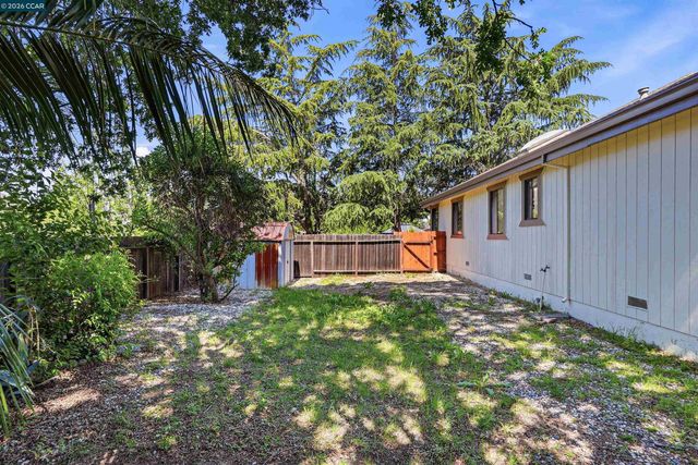 5370 Laurel, Concord, CA 94521
