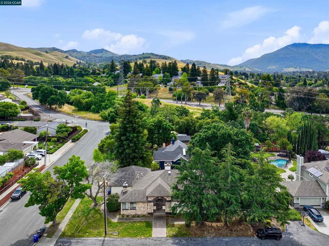 5370 Laurel, Concord, CA 94521