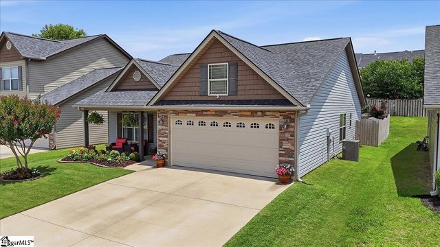 414 Aniken Circle, Boiling Springs, SC 29316