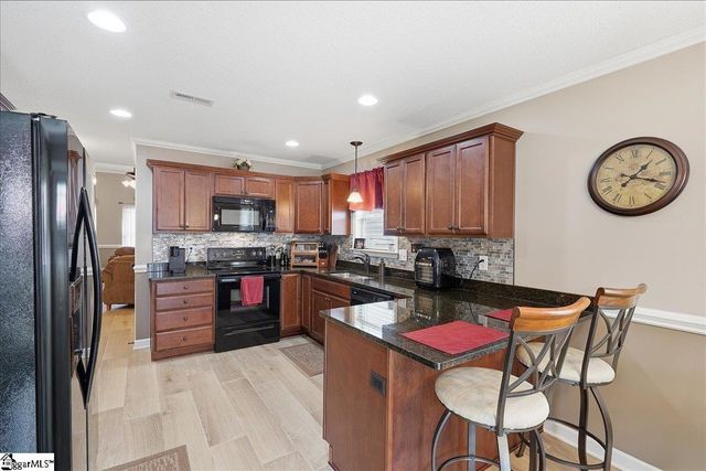 414 Aniken Circle, Boiling Springs, SC 29316