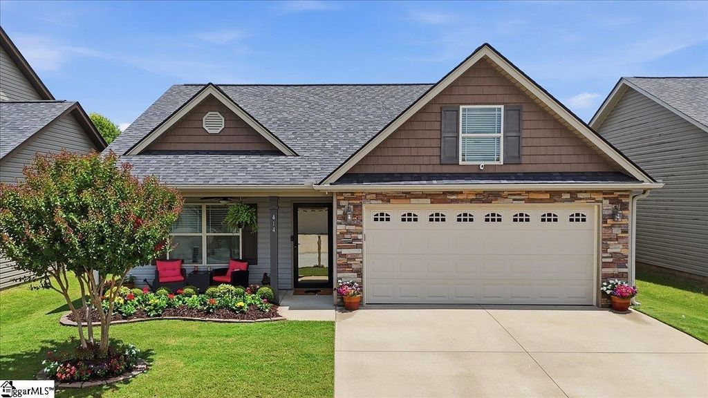 414 Aniken Circle, Boiling Springs, SC 29316