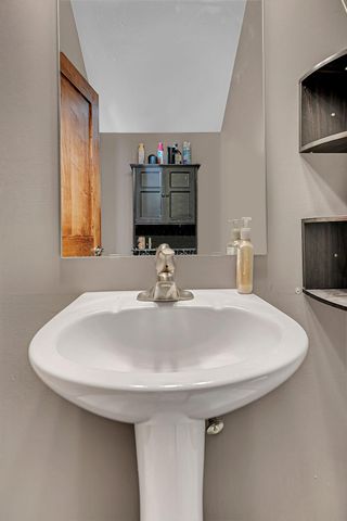 2818 337th Lane NW, Cambridge, MN 55008