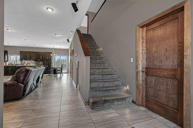 2818 337th Lane NW, Cambridge, MN 55008