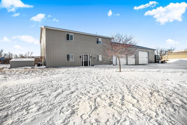 2818 337th Lane NW, Cambridge, MN 55008