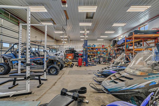 2818 337th Lane NW, Cambridge, MN 55008