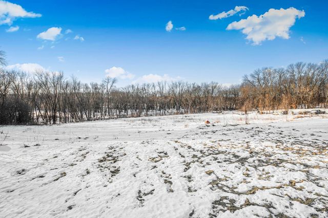 2818 337th Lane NW, Cambridge, MN 55008