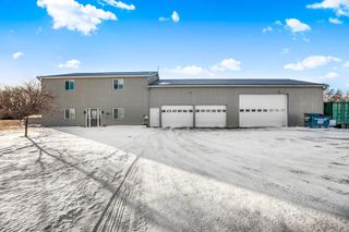 2818 337th Lane NW, Cambridge, MN 55008