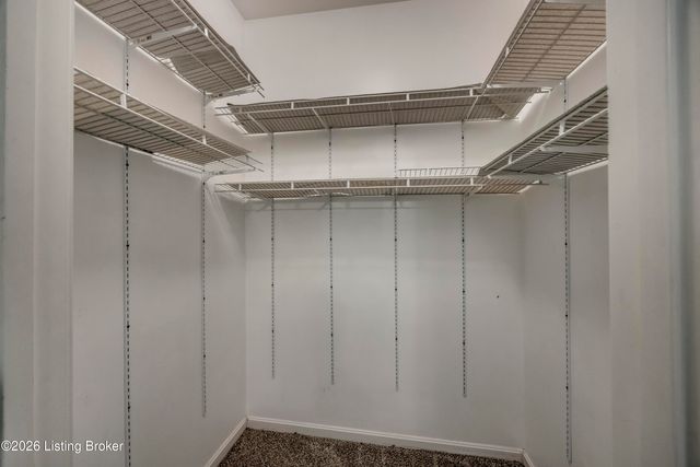 10502 Vining Pl APT 201, Louisville, KY 40241