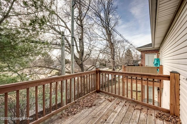 10502 Vining Pl APT 201, Louisville, KY 40241