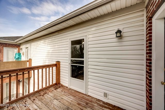 10502 Vining Pl APT 201, Louisville, KY 40241