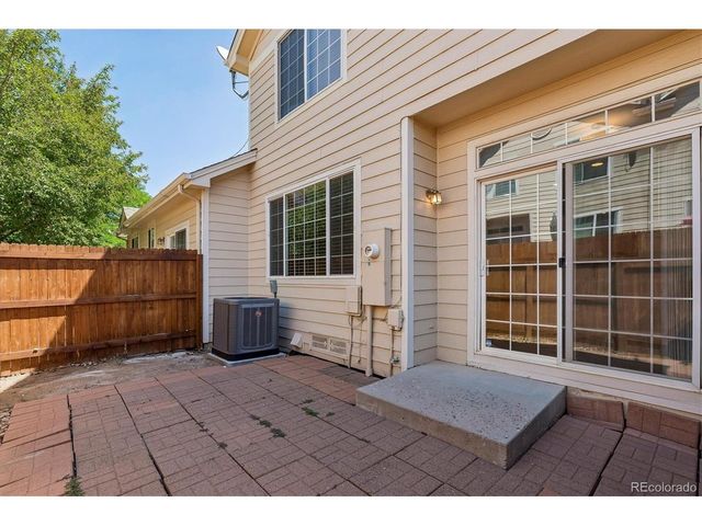 9024 W Phillips Dr, Littleton, CO 80128