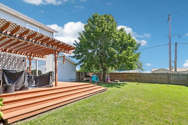 3508 Debby LANE, Franksville, WI 53126