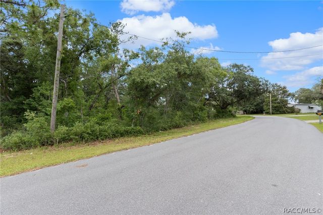 5239 W Shaker Place, Lecanto, FL 34461