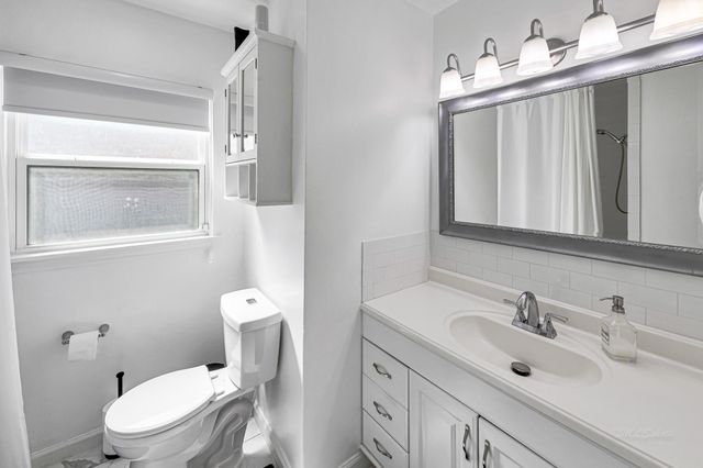 3825 Wichita Street, Houston, TX 77004