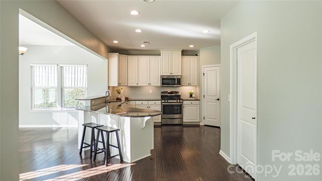 321 Almora Loop, Mooresville, NC 28115