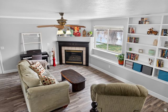 2487 W LUSTERPOINTE LN, West Jordan, UT 84088