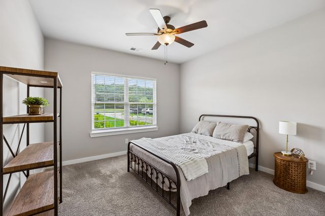 731 N Main St, Morrison, TN 37357