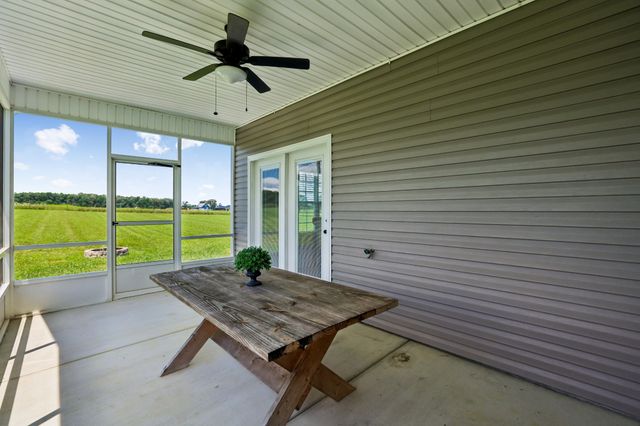 731 N Main St, Morrison, TN 37357
