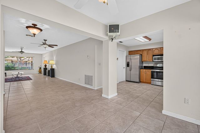 9925 Frangipani Tree Way B, Boynton Beach, FL 33436
