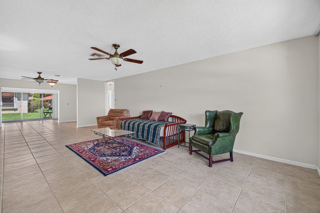 9925 Frangipani Tree Way B, Boynton Beach, FL 33436