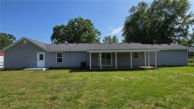 23586 116 Highway, Colcord, OK 74338