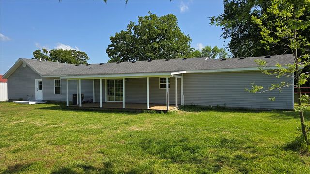 23586 116 Highway, Colcord, OK 74338