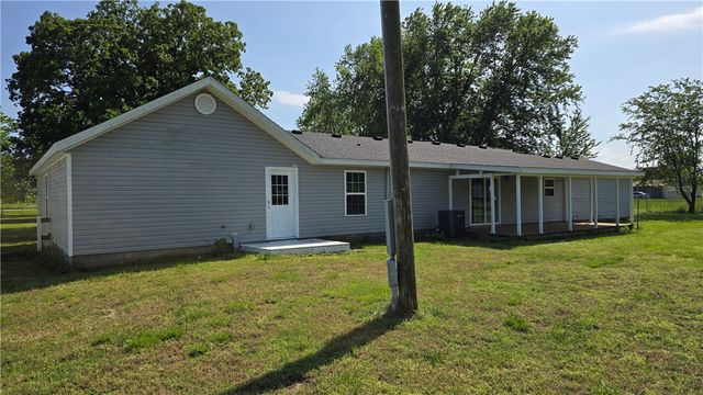 23586 116 Highway, Colcord, OK 74338