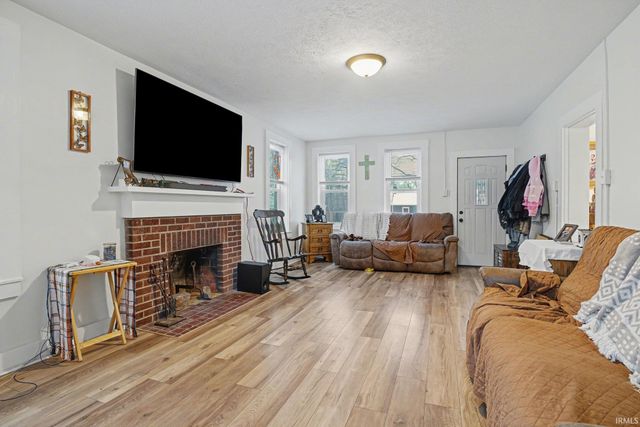 57072 County Road 13, Elkhart, IN 46516