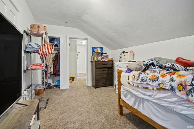 57072 County Road 13, Elkhart, IN 46516