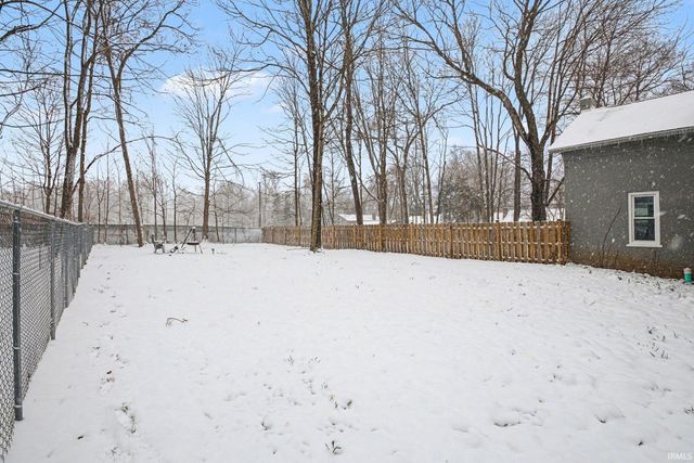 57072 County Road 13, Elkhart, IN 46516