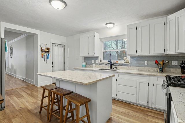 57072 County Road 13, Elkhart, IN 46516