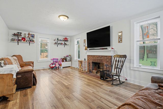 57072 County Road 13, Elkhart, IN 46516